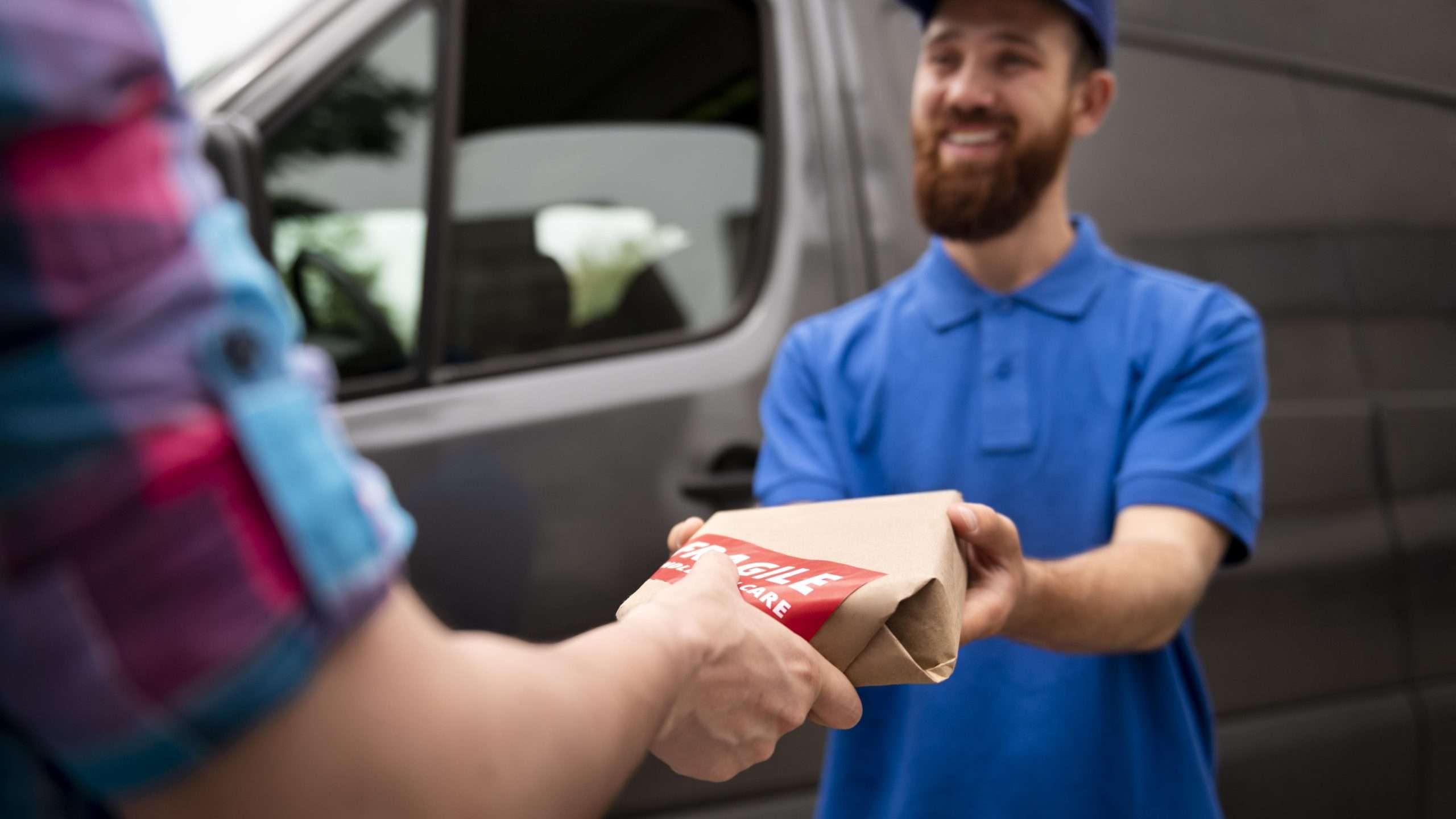 Cómo gestionar entregas rápidas con un “same day delivery software”